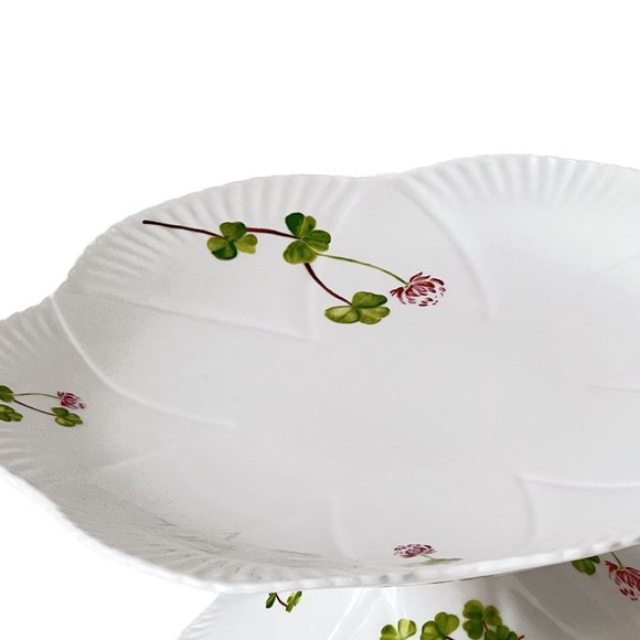 Y2K Shamrock/Clover Design Scalloped Cake Stand By Julia Minasian - Picture 3 of 15